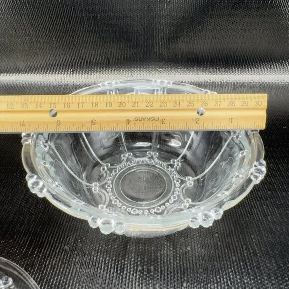 Vintage KIG Indonesia Clear Crystal Glass Candy Dish‎ Container Lid Oyster Pearl